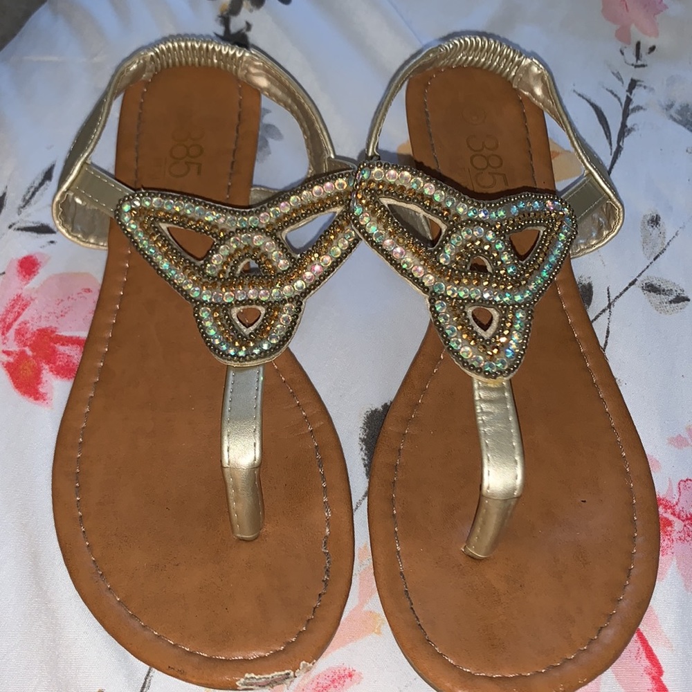 Sandals - Picture 2 of 3